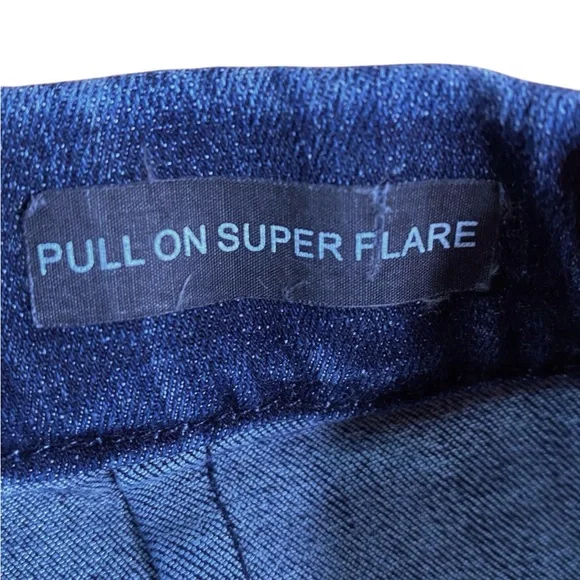 Judy Blue High Rise Pull On Super Flare Bellbottom Jeans Women’s Size 7 (28) - Picture 5 of 14